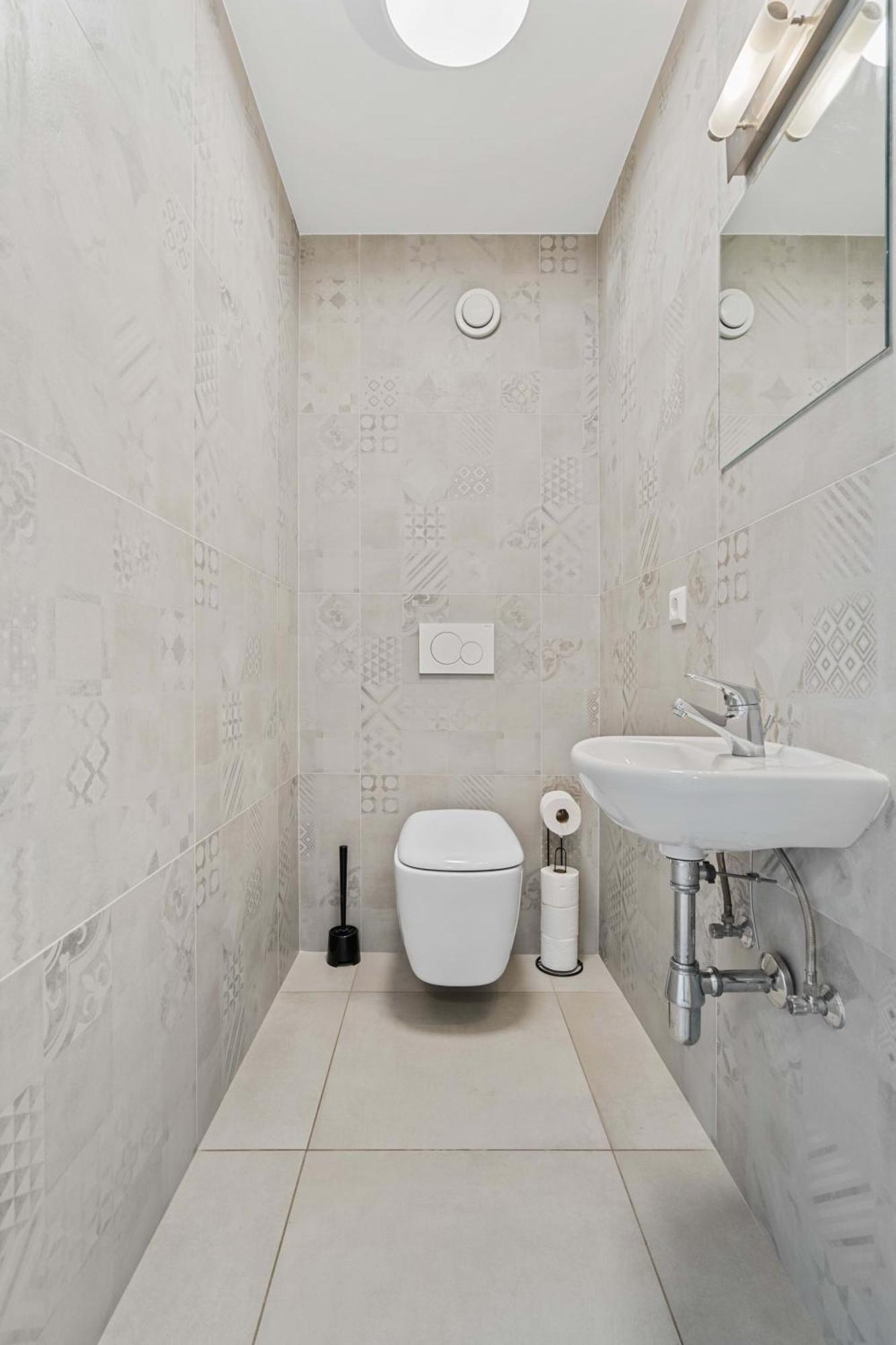 Central Lux 2Br Apt With City Views & Balcony Люксембург Екстер'єр фото