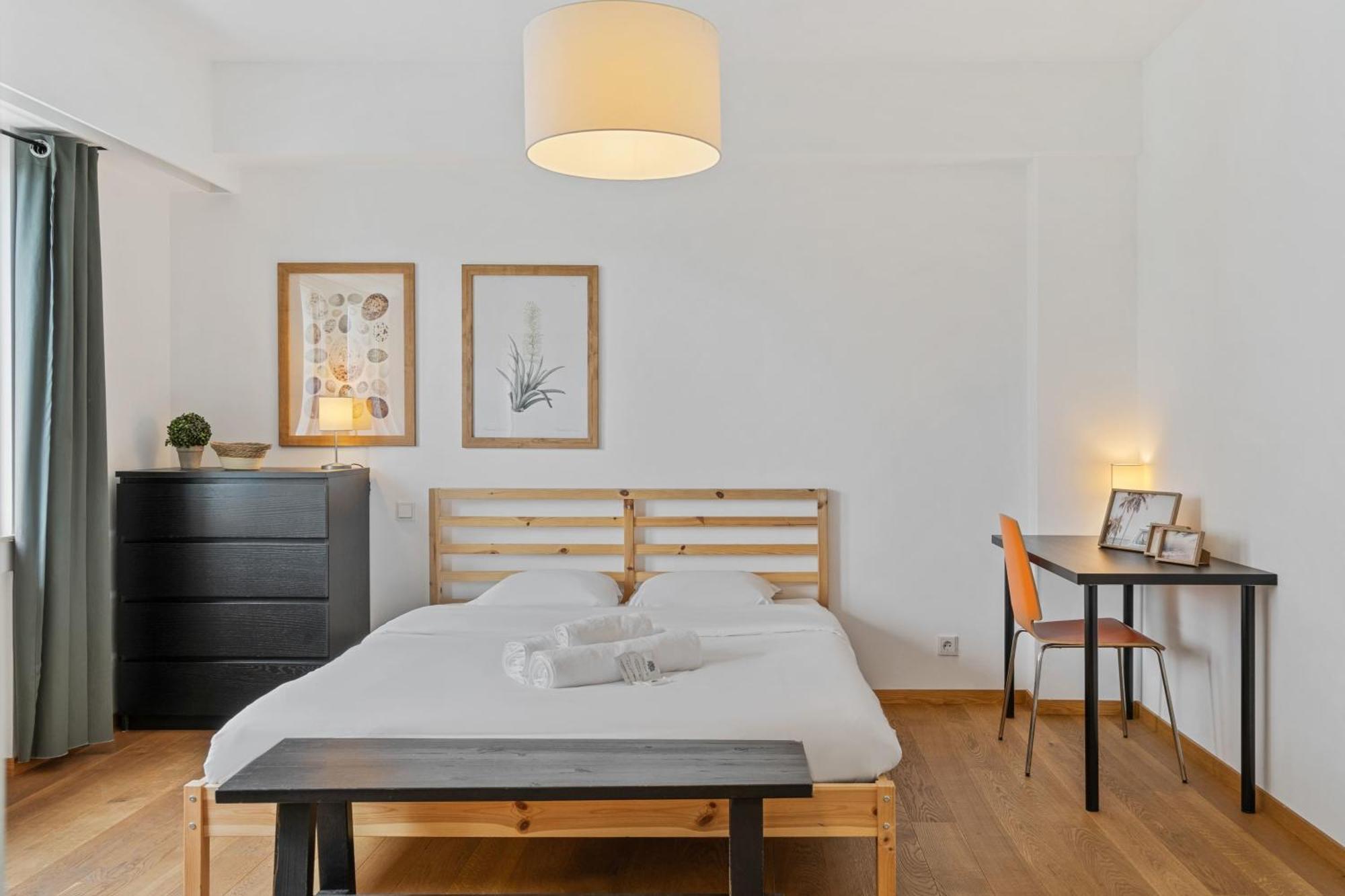 Central Lux 2Br Apt With City Views & Balcony Люксембург Екстер'єр фото